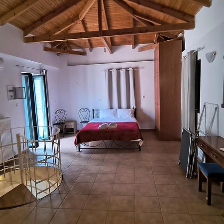 Frigano 2 Apartment Stoupa Ngoại thất bức ảnh